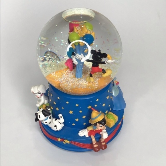 WALT DISNEY Hallmark 100th Birthday Musical Water Globe. - Picture 4 of 10